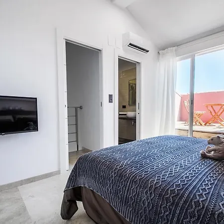 Appartement Gorgeous 170 Sq.m. Penthouse With Sea View Terraces *